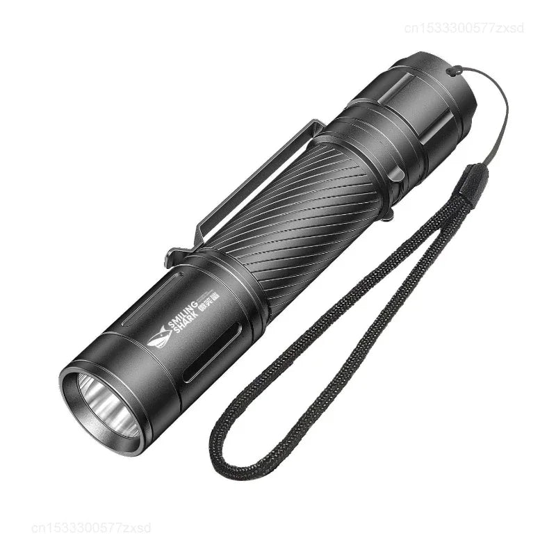 Linterna Xiaomi LED Recargable – Luz Ultra Potente, Largo Alcance, Portátil y Mini para Hogar, Exterior y Emergencias - Survivalia